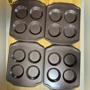Wilton 4-Cavity Mini Pie Pan Qty of 4 pans